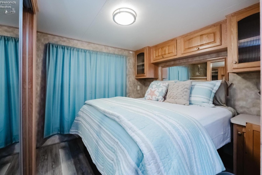 1805 Lakeshore Drive, Port Clinton, 43452, 3 Bedrooms Bedrooms, ,1 BathroomBathrooms,Residential,For Sale,Lakeshore,20261849