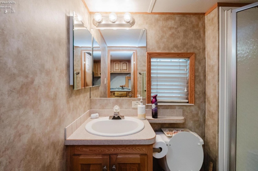 1805 Lakeshore Drive, Port Clinton, 43452, 3 Bedrooms Bedrooms, ,1 BathroomBathrooms,Residential,For Sale,Lakeshore,20261849