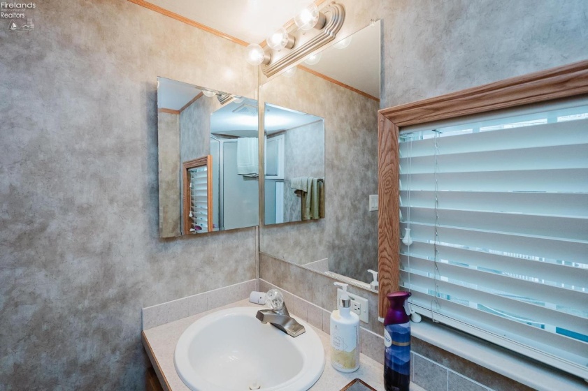 1805 Lakeshore Drive, Port Clinton, 43452, 3 Bedrooms Bedrooms, ,1 BathroomBathrooms,Residential,For Sale,Lakeshore,20261849