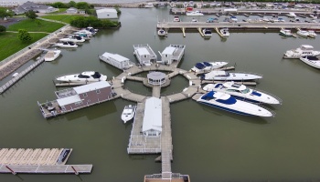 1805 Lakeshore Drive, Port Clinton, 43452, 3 Bedrooms Bedrooms, ,1 BathroomBathrooms,Residential,For Sale,Lakeshore,20261849