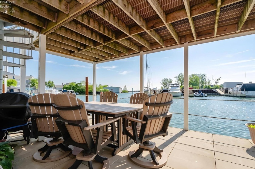 1805 Lakeshore Drive, Port Clinton, 43452, 3 Bedrooms Bedrooms, ,1 BathroomBathrooms,Residential,For Sale,Lakeshore,20261849