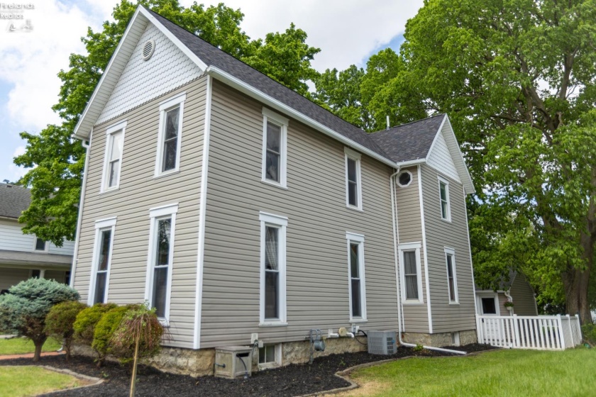 61 Main Street, Tiffin, 44883, 3 Bedrooms Bedrooms, ,2 BathroomsBathrooms,Residential,For Sale,Main,20261857