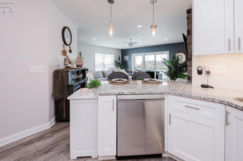 2610 Waterside Court Drive, Marblehead, 43440, 3 Bedrooms Bedrooms, ,2 BathroomsBathrooms,Residential,For Sale,Waterside Court,20261844