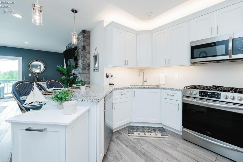2610 Waterside Court Drive, Marblehead, 43440, 3 Bedrooms Bedrooms, ,2 BathroomsBathrooms,Residential,For Sale,Waterside Court,20261844