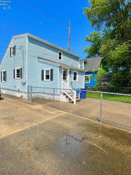 151 Fifth Street, Fremont, 43420, 3 Bedrooms Bedrooms, ,2 BathroomsBathrooms,Residential,For Sale,Fifth,20261885