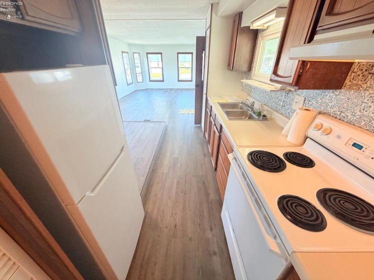 196 Rathbun Drive, Marblehead, 43440, 2 Bedrooms Bedrooms, ,1 BathroomBathrooms,Residential,For Sale,Rathbun,20261886