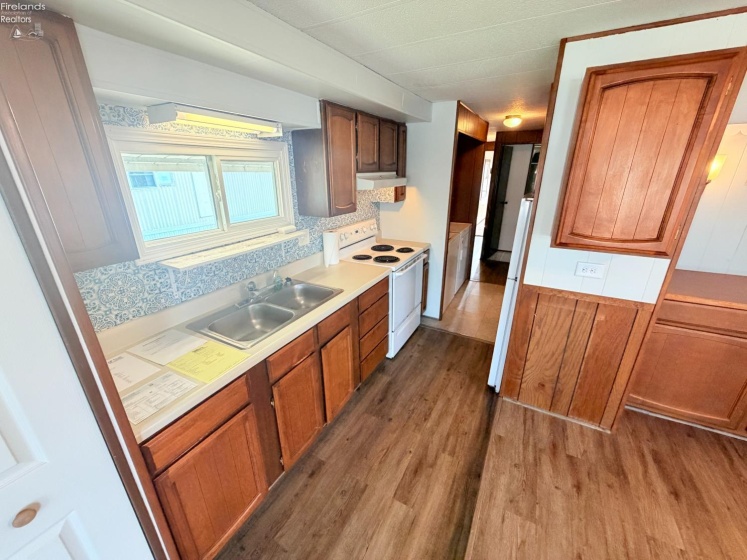 196 Rathbun Drive, Marblehead, 43440, 2 Bedrooms Bedrooms, ,1 BathroomBathrooms,Residential,For Sale,Rathbun,20261886