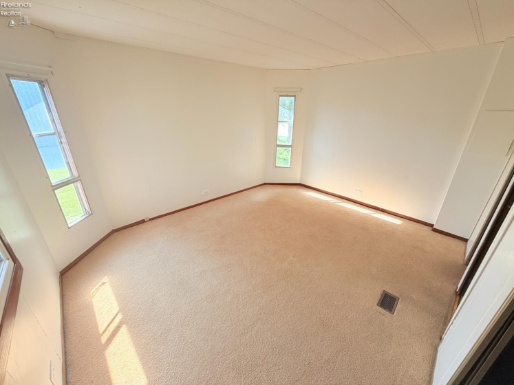 196 Rathbun Drive, Marblehead, 43440, 2 Bedrooms Bedrooms, ,1 BathroomBathrooms,Residential,For Sale,Rathbun,20261886