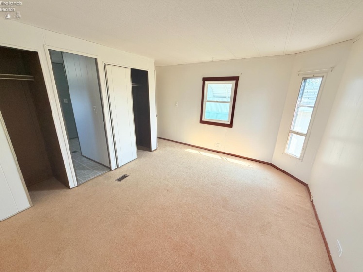 196 Rathbun Drive, Marblehead, 43440, 2 Bedrooms Bedrooms, ,1 BathroomBathrooms,Residential,For Sale,Rathbun,20261886