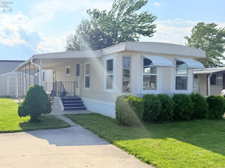 196 Rathbun Drive, Marblehead, 43440, 2 Bedrooms Bedrooms, ,1 BathroomBathrooms,Residential,For Sale,Rathbun,20261886