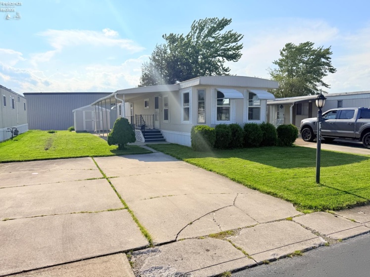 196 Rathbun Drive, Marblehead, 43440, 2 Bedrooms Bedrooms, ,1 BathroomBathrooms,Residential,For Sale,Rathbun,20261886