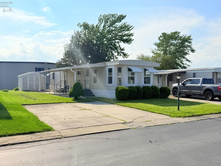 196 Rathbun Drive, Marblehead, 43440, 2 Bedrooms Bedrooms, ,1 BathroomBathrooms,Residential,For Sale,Rathbun,20261886