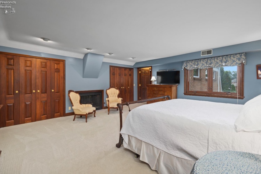1711 Willow Drive, Sandusky, 44870, 4 Bedrooms Bedrooms, ,5 BathroomsBathrooms,Residential,For Sale,Willow,20261896