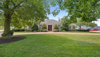 1711 Willow Drive, Sandusky, 44870, 4 Bedrooms Bedrooms, ,5 BathroomsBathrooms,Residential,For Sale,Willow,20261896