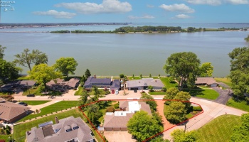 1711 Willow Drive, Sandusky, 44870, 4 Bedrooms Bedrooms, ,5 BathroomsBathrooms,Residential,For Sale,Willow,20261896