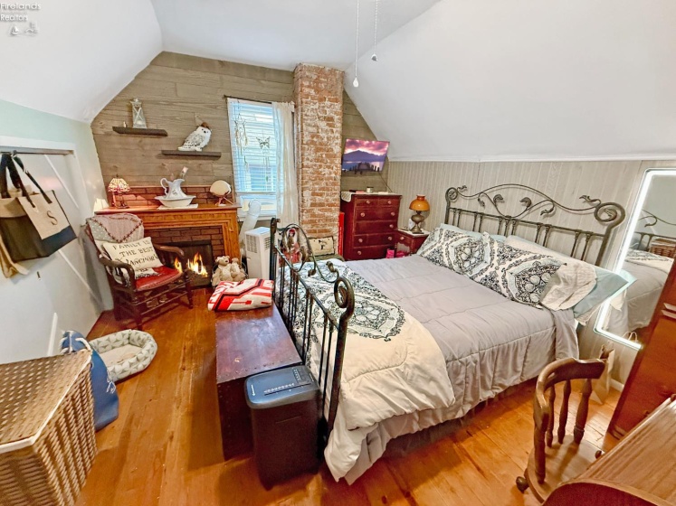 19 Oakwood Avenue, Huron, 44839, 3 Bedrooms Bedrooms, ,1 BathroomBathrooms,Residential,For Sale,Oakwood,20261904