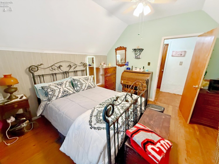 19 Oakwood Avenue, Huron, 44839, 3 Bedrooms Bedrooms, ,1 BathroomBathrooms,Residential,For Sale,Oakwood,20261904