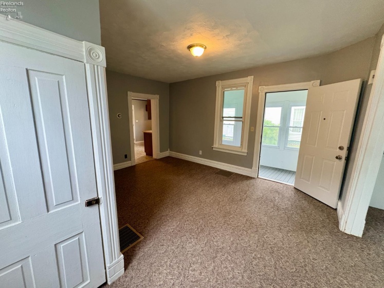 370 Monroe Street, Tiffin, 44883, 2 Bedrooms Bedrooms, ,1 BathroomBathrooms,Residential,For Sale,Monroe,20261902