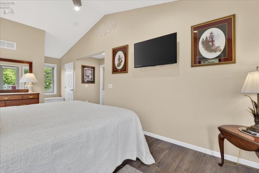613 Plum Avenue, Lakeside, 43440, 6 Bedrooms Bedrooms, ,4 BathroomsBathrooms,Residential,For Sale,Plum,20261830