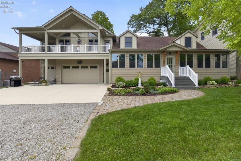 613 Plum Avenue, Lakeside, 43440, 6 Bedrooms Bedrooms, ,4 BathroomsBathrooms,Residential,For Sale,Plum,20261830