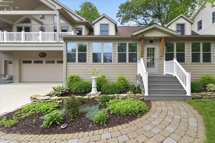 613 Plum Avenue, Lakeside, 43440, 6 Bedrooms Bedrooms, ,4 BathroomsBathrooms,Residential,For Sale,Plum,20261830