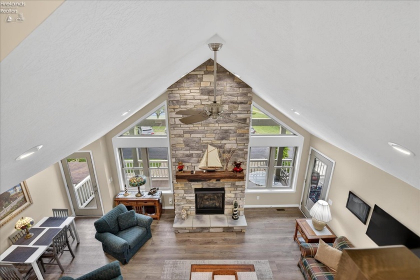 613 Plum Avenue, Lakeside, 43440, 6 Bedrooms Bedrooms, ,4 BathroomsBathrooms,Residential,For Sale,Plum,20261830