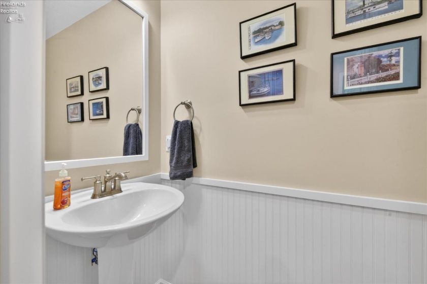 613 Plum Avenue, Lakeside, 43440, 6 Bedrooms Bedrooms, ,4 BathroomsBathrooms,Residential,For Sale,Plum,20261830