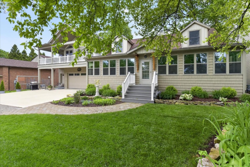 613 Plum Avenue, Lakeside, 43440, 6 Bedrooms Bedrooms, ,4 BathroomsBathrooms,Residential,For Sale,Plum,20261830