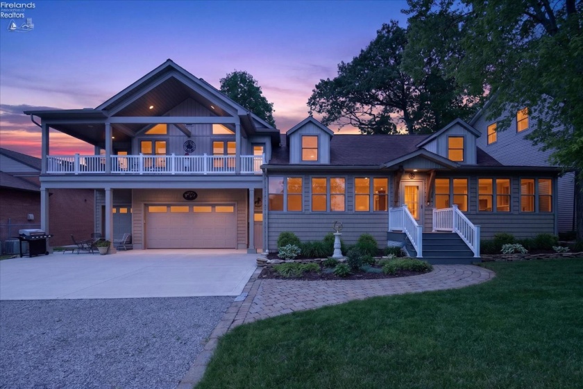 613 Plum Avenue, Lakeside, 43440, 6 Bedrooms Bedrooms, ,4 BathroomsBathrooms,Residential,For Sale,Plum,20261830
