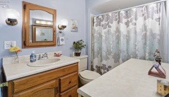922 white avenue, Fremont, 43420, ,Multiple Units,For Sale,white avenue,20261855