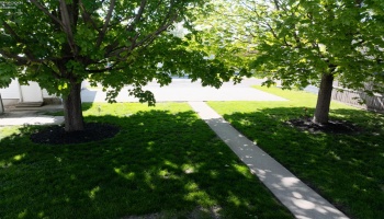 922 white avenue, Fremont, 43420, ,Multiple Units,For Sale,white avenue,20261855