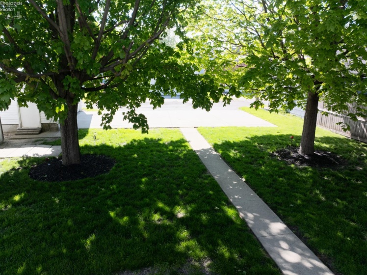 922 white avenue, Fremont, 43420, ,Multiple Units,For Sale,white avenue,20261855