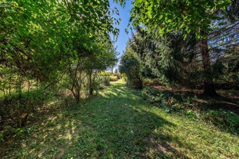 12430 Bier Road, Oak Harbor, 43449, 3 Bedrooms Bedrooms, ,1 BathroomBathrooms,Residential,For Sale,Bier,20261662