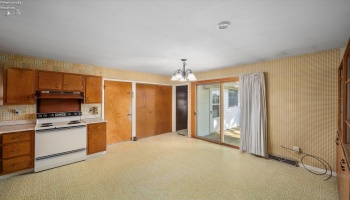 216 11th Street, Port Clinton, 43452, 4 Bedrooms Bedrooms, ,2 BathroomsBathrooms,Residential,For Sale,11th,20261750