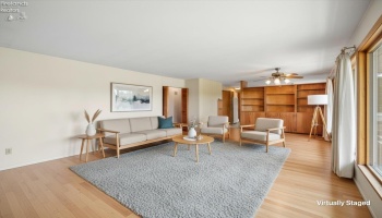 216 11th Street, Port Clinton, 43452, 4 Bedrooms Bedrooms, ,2 BathroomsBathrooms,Residential,For Sale,11th,20261750
