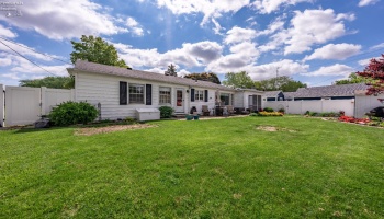 644 Orchard Drive, Port Clinton, 43452, 2 Bedrooms Bedrooms, ,1 BathroomBathrooms,Residential,For Sale,Orchard,20261796