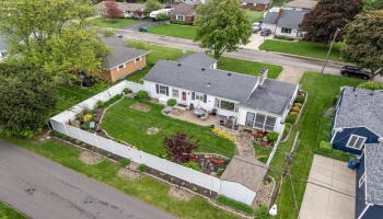 644 Orchard Drive, Port Clinton, 43452, 2 Bedrooms Bedrooms, ,1 BathroomBathrooms,Residential,For Sale,Orchard,20261796