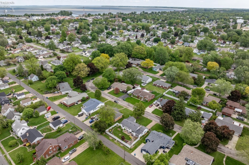 644 Orchard Drive, Port Clinton, 43452, 2 Bedrooms Bedrooms, ,1 BathroomBathrooms,Residential,For Sale,Orchard,20261796