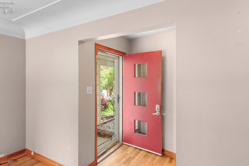 248 Fairfield Avenue, Bellevue, 44811, 3 Bedrooms Bedrooms, ,2 BathroomsBathrooms,Residential,For Sale,Fairfield,20261803