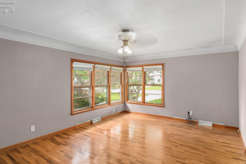 248 Fairfield Avenue, Bellevue, 44811, 3 Bedrooms Bedrooms, ,2 BathroomsBathrooms,Residential,For Sale,Fairfield,20261803