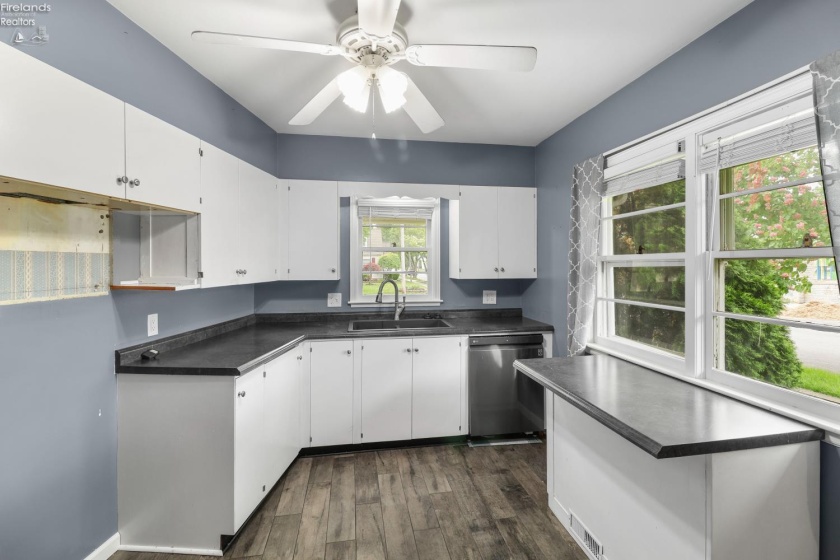 248 Fairfield Avenue, Bellevue, 44811, 3 Bedrooms Bedrooms, ,2 BathroomsBathrooms,Residential,For Sale,Fairfield,20261803