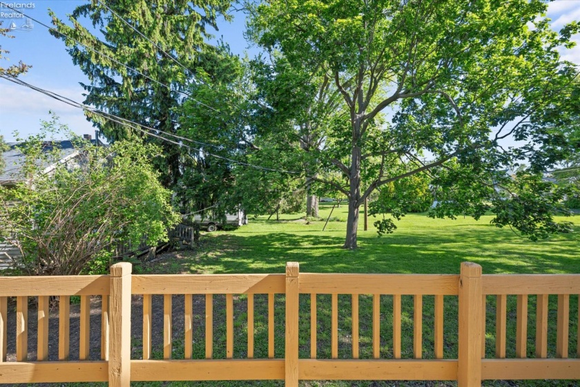 226 5th Street, Port Clinton, 43452, 3 Bedrooms Bedrooms, ,2 BathroomsBathrooms,Residential,For Sale,5th,20261805