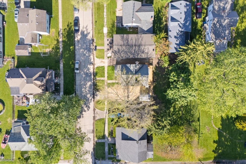 226 5th Street, Port Clinton, 43452, 3 Bedrooms Bedrooms, ,2 BathroomsBathrooms,Residential,For Sale,5th,20261805