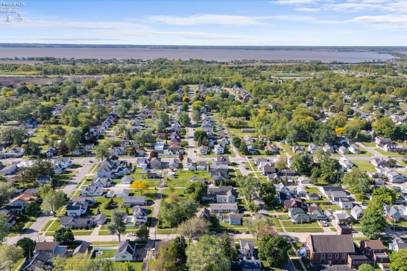 226 5th Street, Port Clinton, 43452, 3 Bedrooms Bedrooms, ,2 BathroomsBathrooms,Residential,For Sale,5th,20261805