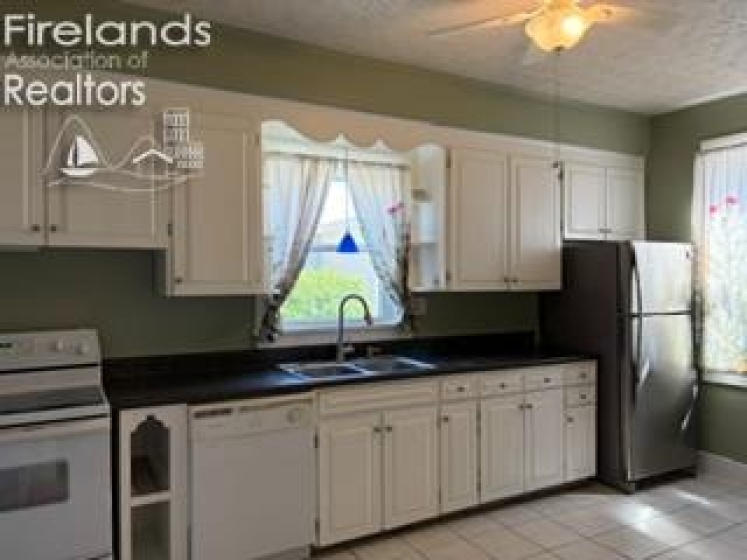 170 Coe Street, Tiffin, 44883, 3 Bedrooms Bedrooms, ,2 BathroomsBathrooms,Residential,For Sale,Coe Street,20260972