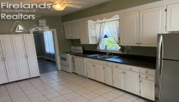 170 Coe Street, Tiffin, 44883, 3 Bedrooms Bedrooms, ,2 BathroomsBathrooms,Residential,For Sale,Coe Street,20260972