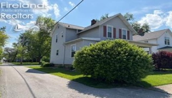 170 Coe Street, Tiffin, 44883, 3 Bedrooms Bedrooms, ,2 BathroomsBathrooms,Residential,For Sale,Coe Street,20260972
