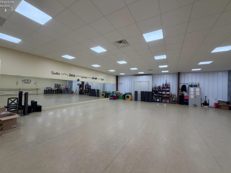 5505 Tiffin Avenue, Castalia, 44824, ,Commercial For Lease,For Lease,Tiffin,20261899