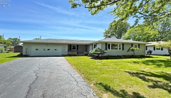 194 Hillcrest Drive, Tiffin, 44883, 3 Bedrooms Bedrooms, ,2 BathroomsBathrooms,Residential,For Sale,Hillcrest,20261909