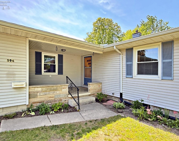 194 Hillcrest Drive, Tiffin, 44883, 3 Bedrooms Bedrooms, ,2 BathroomsBathrooms,Residential,For Sale,Hillcrest,20261909